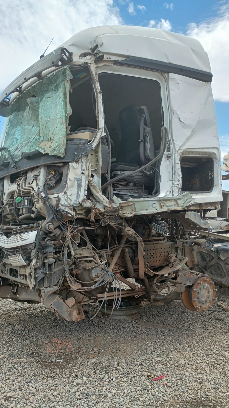 EJE PUENTE DELANTERO Mercedes-Benz NEW ACTROS 1845 2018  USADO  EN DESARME